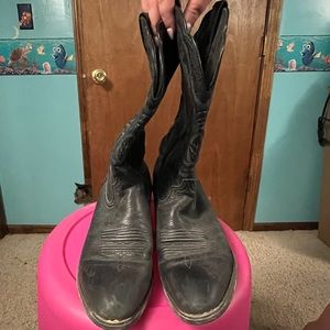 Heritage R Toe Western Boot